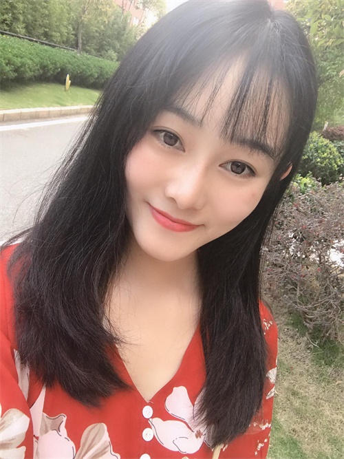 《红警OL》手游超时空选美尽显女性玩家之魅力