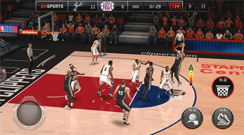 库里VS保罗《NBA LIVE Mobile》告诉你谁才是真正的西部第一后卫
