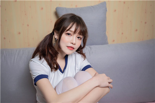 可甜可盐！电魂网络展台绝美showgirl抢先看